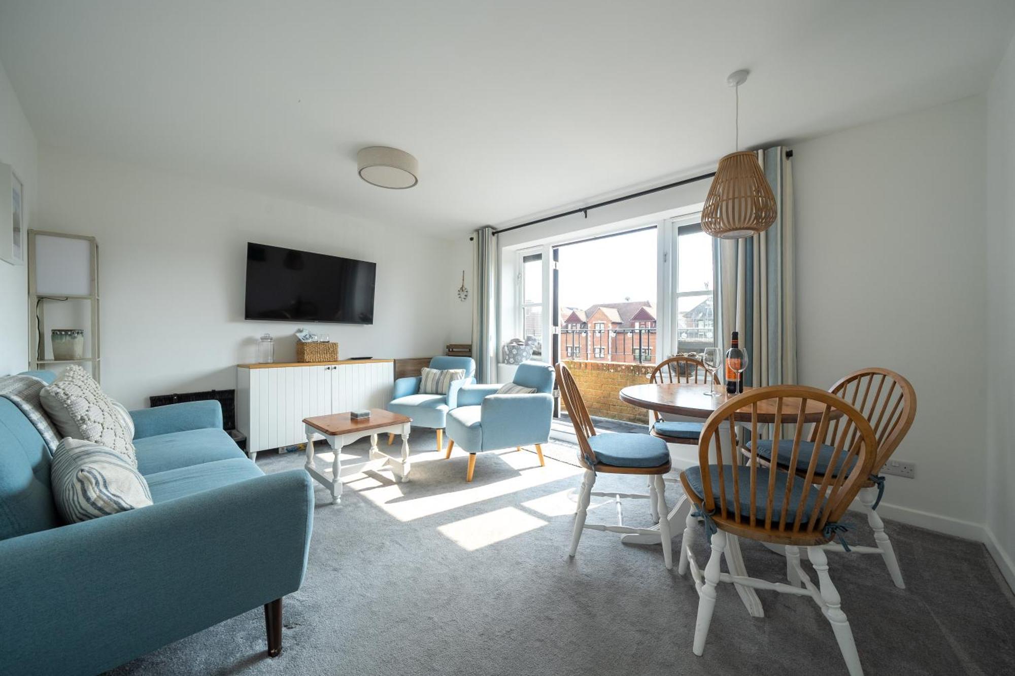 スワネージHightide - 2 Bed With Parking, Balcony & Sea View.アパートメント エクステリア 写真
